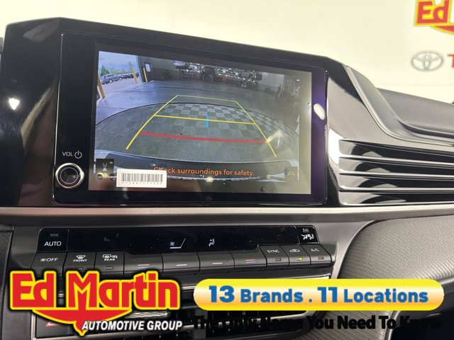 Vehicle image 153 of 199
