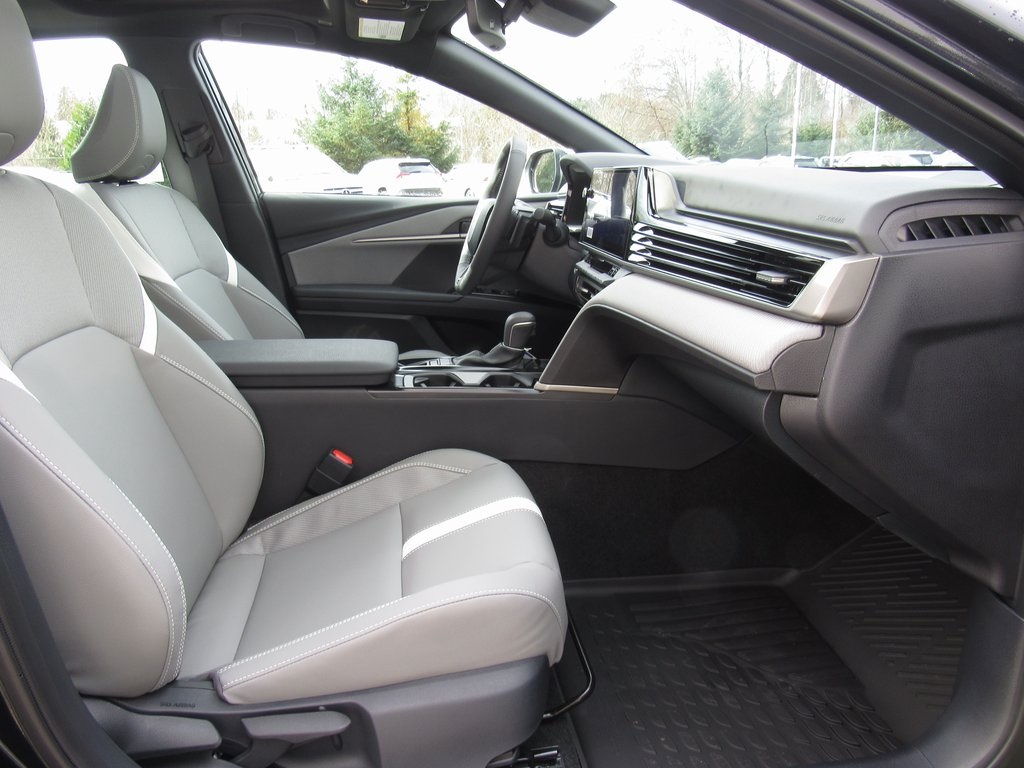 Vehicle image 20 of 36