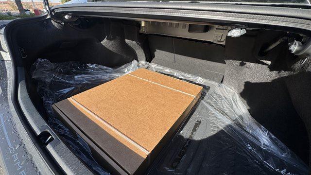 Vehicle image 9 of 20