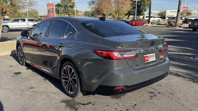 Vehicle image 6 of 20