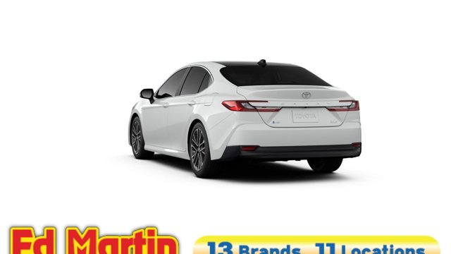 Vehicle image 14 of 22