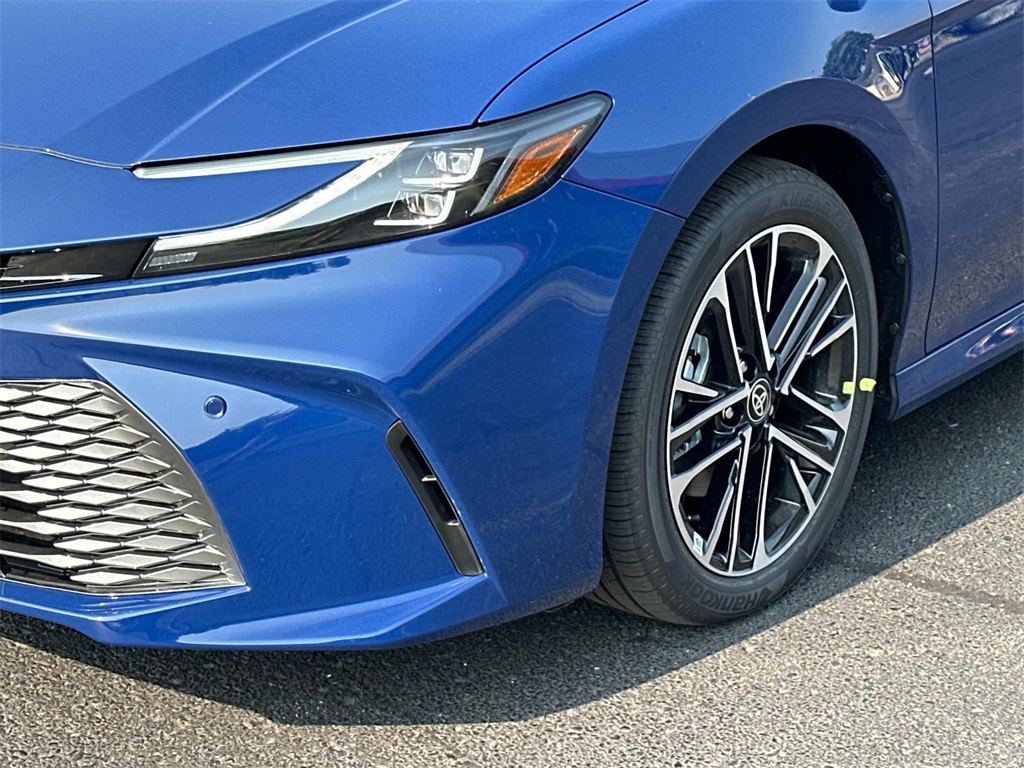Vehicle image 9 of 35