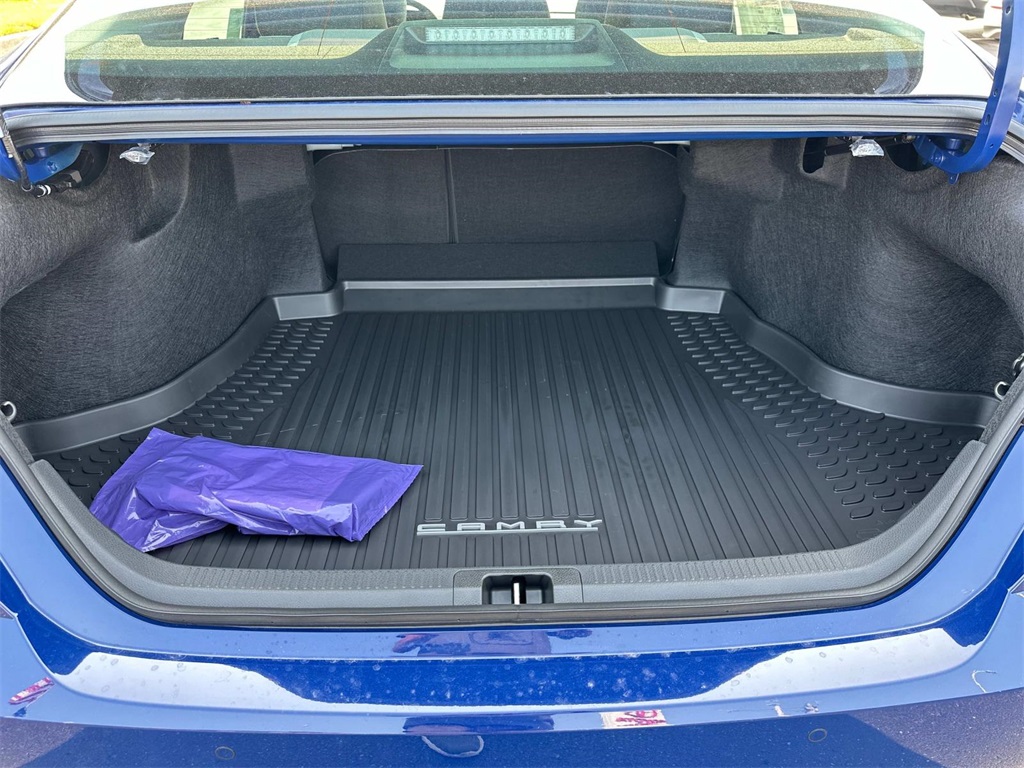Vehicle image 10 of 35
