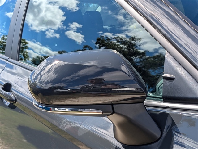 2025 Toyota Camry XLE Image 29 of 31