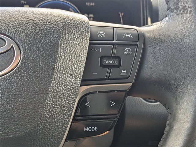 2025 Toyota Camry XLE Image 28 of 31