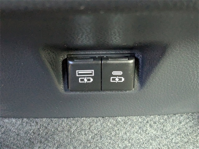 2025 Toyota Camry XLE Image 20 of 31