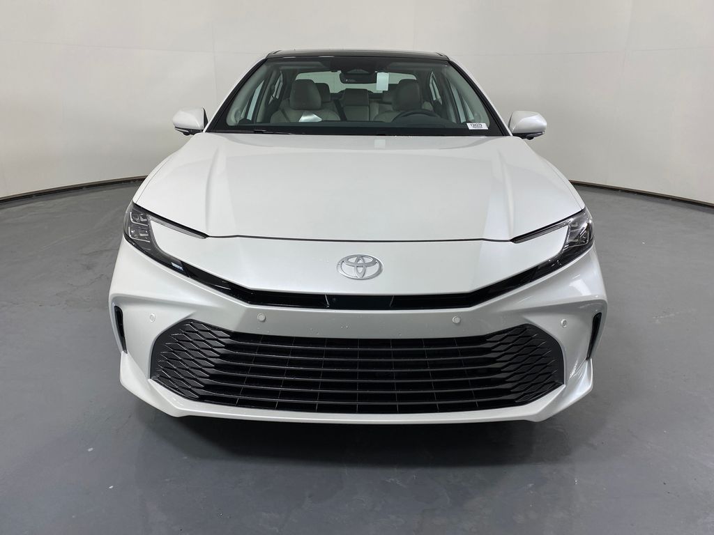 Vehicle image 2 of 30