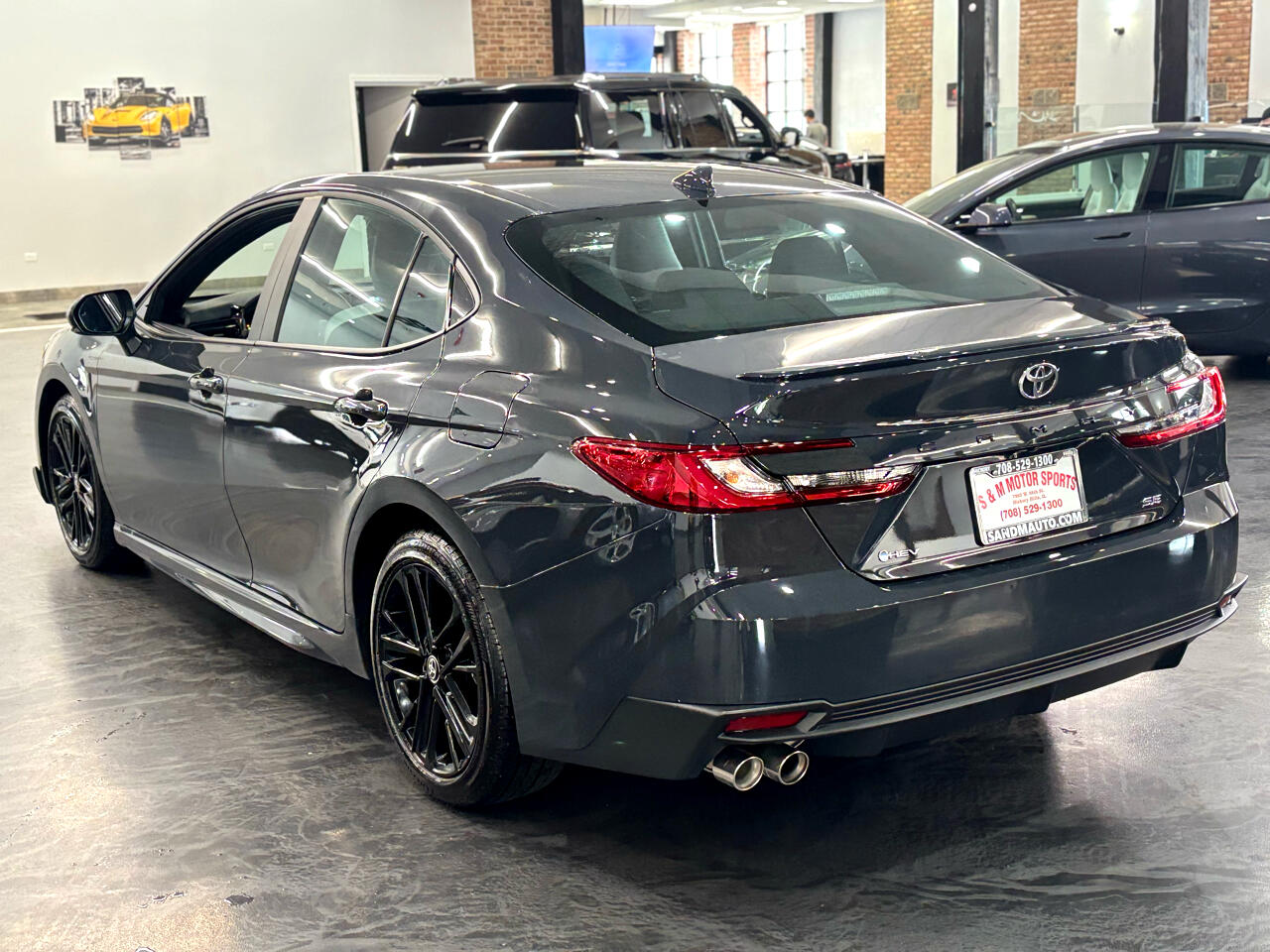 Vehicle image 11 of 34