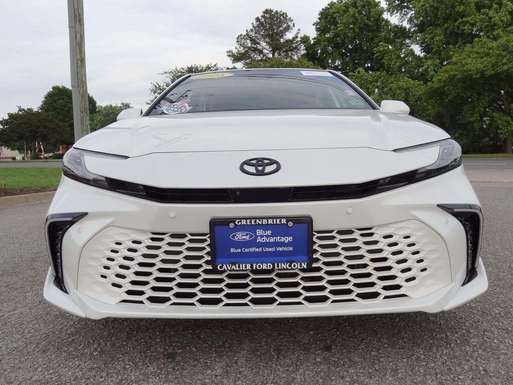 Vehicle image 3 of 50