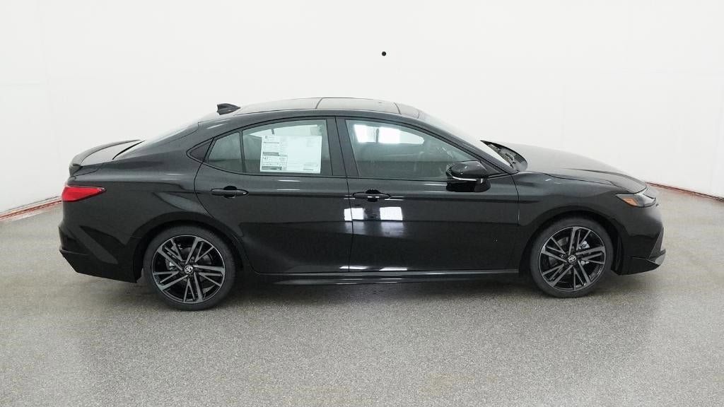 Vehicle image 16 of 33