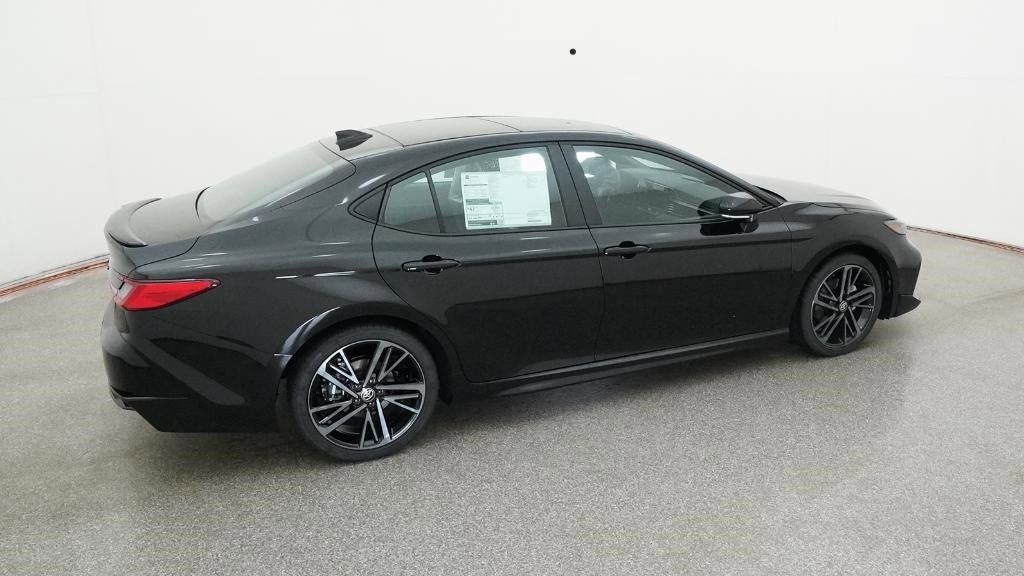 Vehicle image 20 of 33
