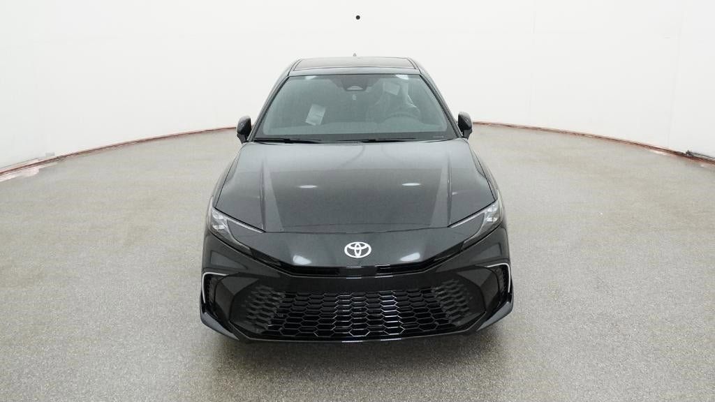 Vehicle image 7 of 33