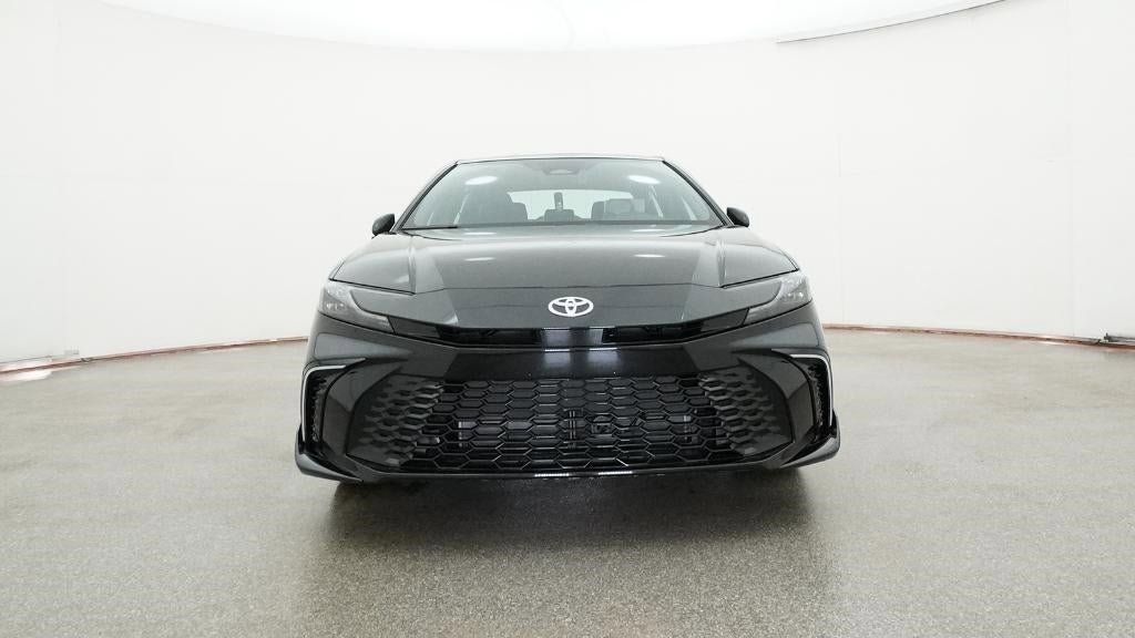 Vehicle image 8 of 33