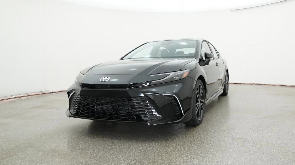 Vehicle image 2 of 33