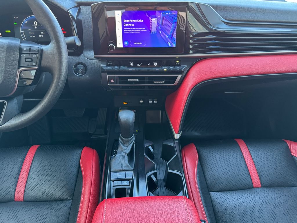 Vehicle image 22 of 31