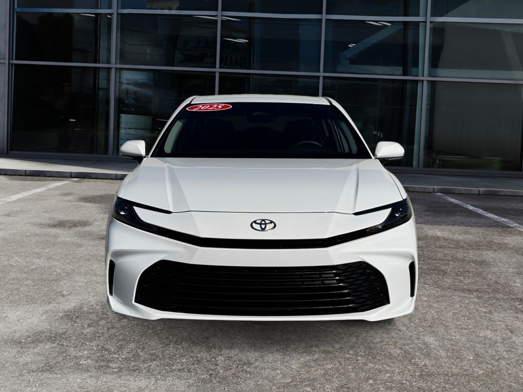 Vehicle image 2 of 31