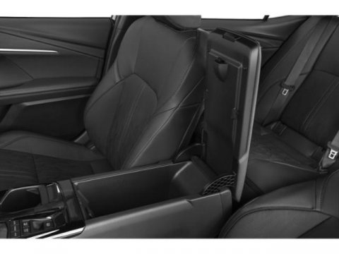 Vehicle image 11 of 17