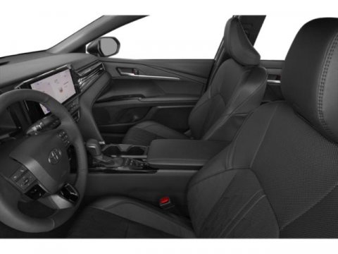 Vehicle image 13 of 17