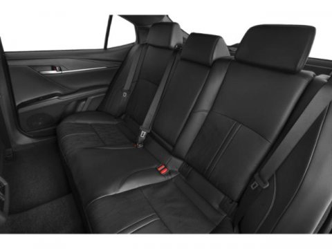 Vehicle image 12 of 17