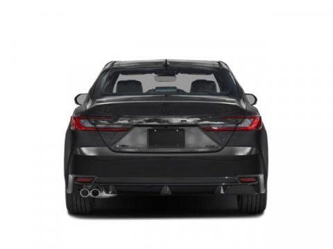 Vehicle image 6 of 17