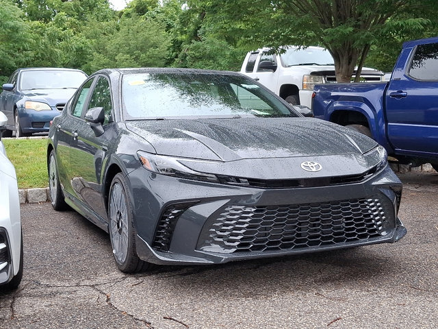 Vehicle image 3 of 5