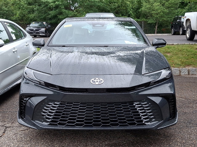 Vehicle image 2 of 5