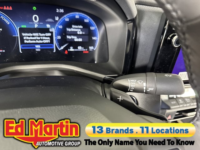 Vehicle image 62 of 98