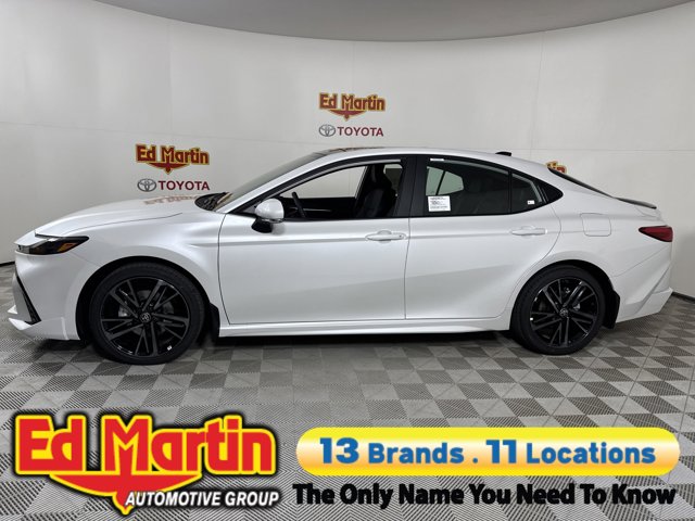 Vehicle image 43 of 98