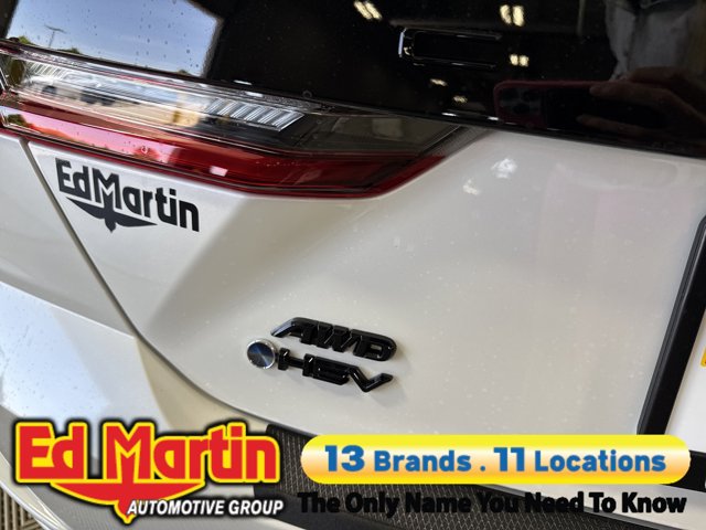 Vehicle image 55 of 98