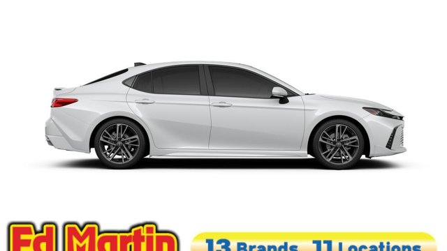 Vehicle image 25 of 98