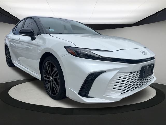 Vehicle image 3 of 26