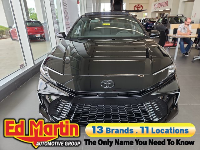 Vehicle image 4 of 34
