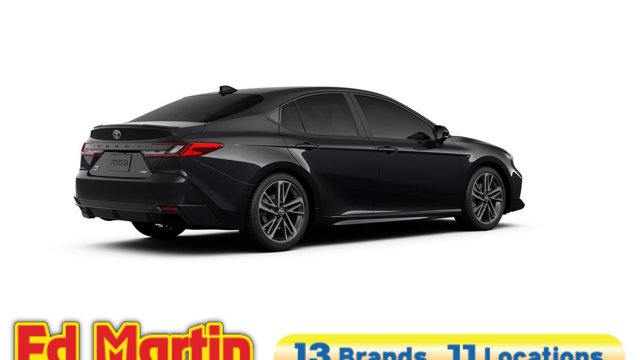 Vehicle image 13 of 22