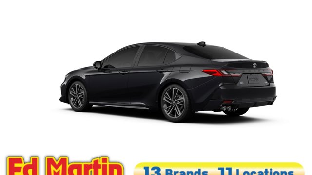 Vehicle image 17 of 22