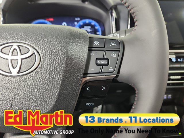 Vehicle image 44 of 57