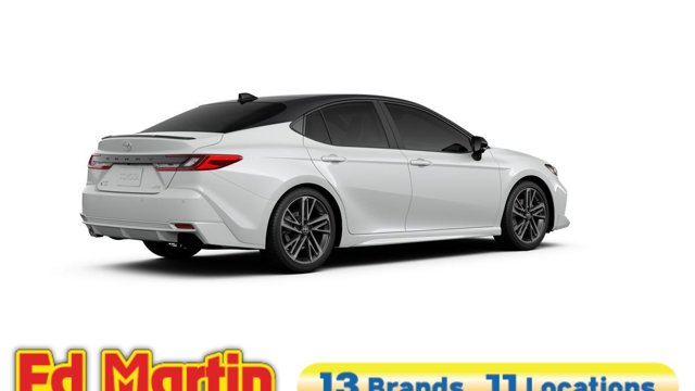 Vehicle image 17 of 57