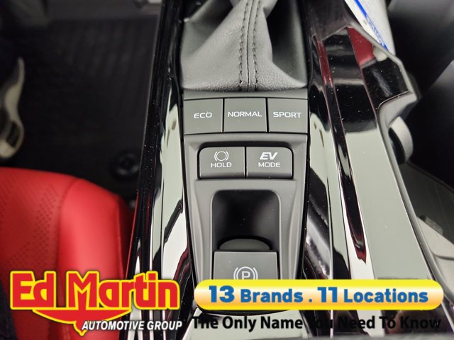 Vehicle image 39 of 57