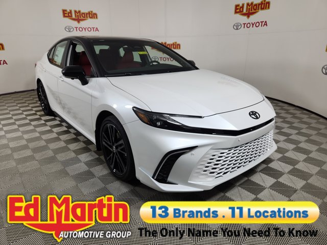 Vehicle image 11 of 57