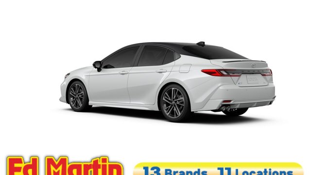 Vehicle image 21 of 57