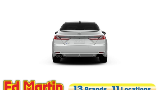 Vehicle image 18 of 57