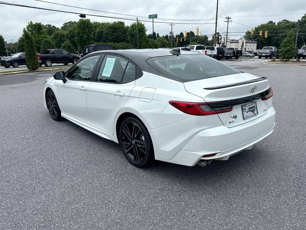 Vehicle image 6 of 34