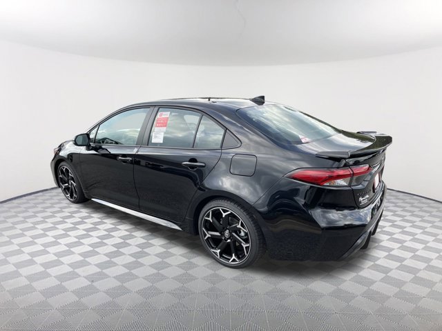 Vehicle image 6 of 21