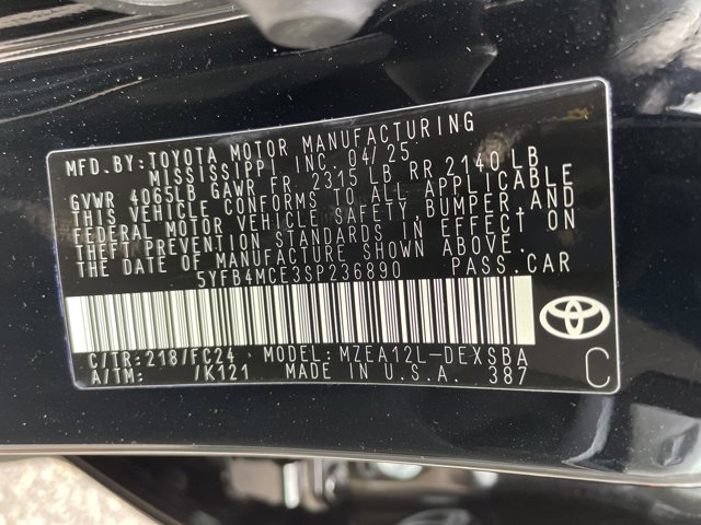 Vehicle image 20 of 21