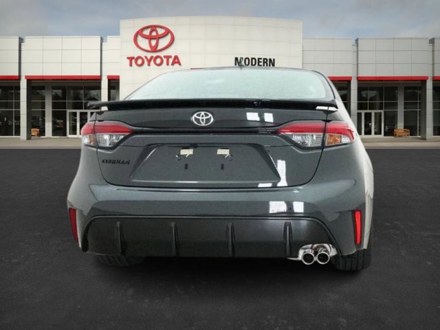 Vehicle image 25 of 40