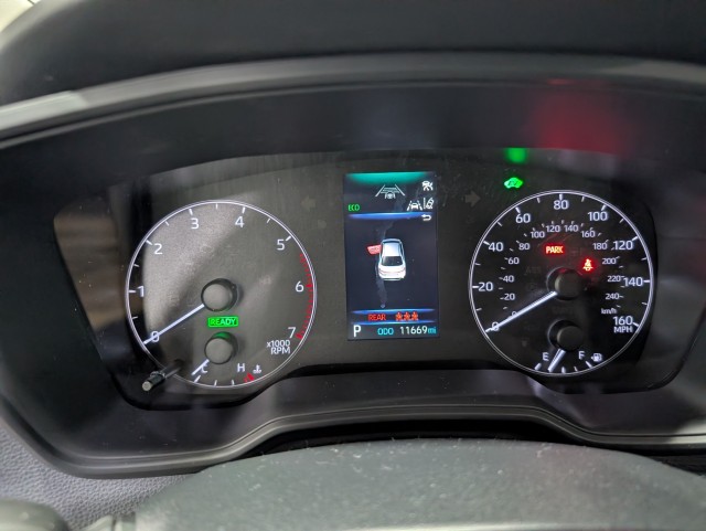 2025 Toyota Corolla Hybrid LE Image 14 of 28