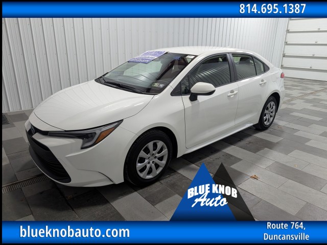 2025 Toyota Corolla Hybrid LE Image 1 of 28