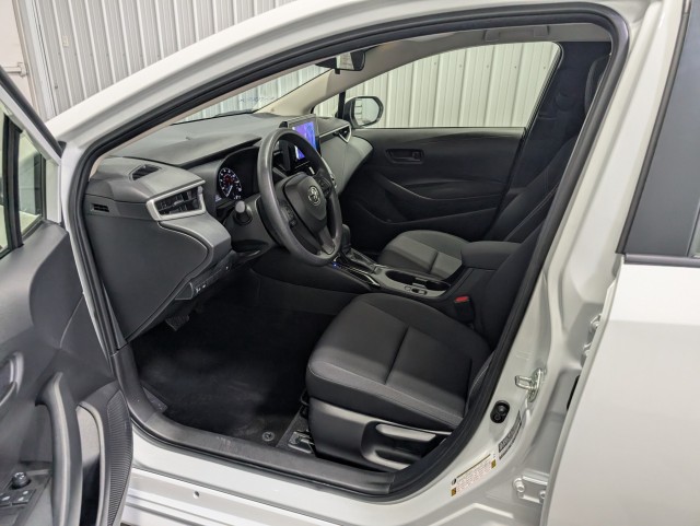 2025 Toyota Corolla Hybrid LE Image 26 of 28