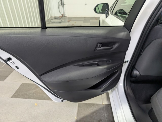 2025 Toyota Corolla Hybrid LE Image 18 of 28