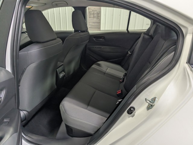 2025 Toyota Corolla Hybrid LE Image 27 of 28