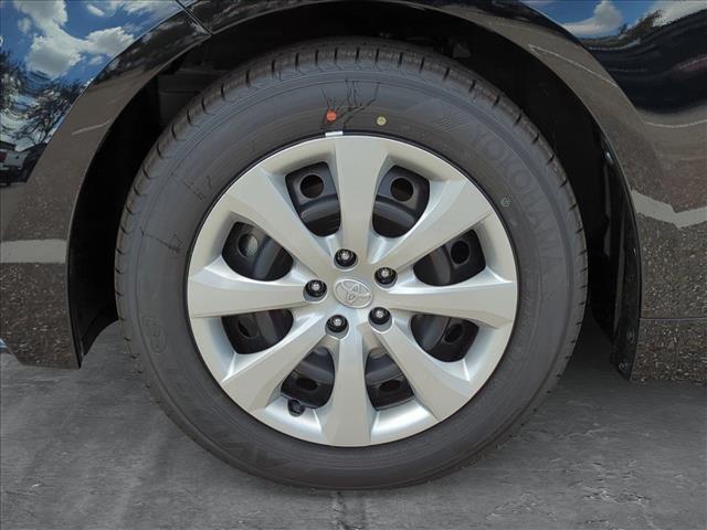 Vehicle image 10 of 18